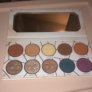 Dominique Cosmetics Latte palette